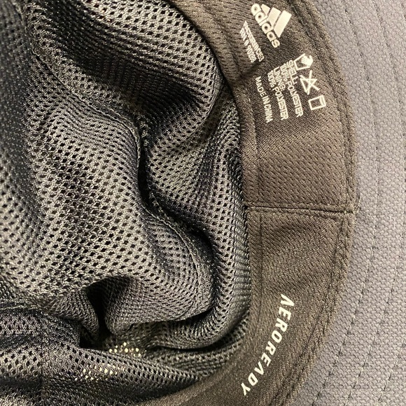 Adidas Men Victory III Aeroready Black Bucket Hat Size L/XL Sun Protection NWT - Picture 4 of 4